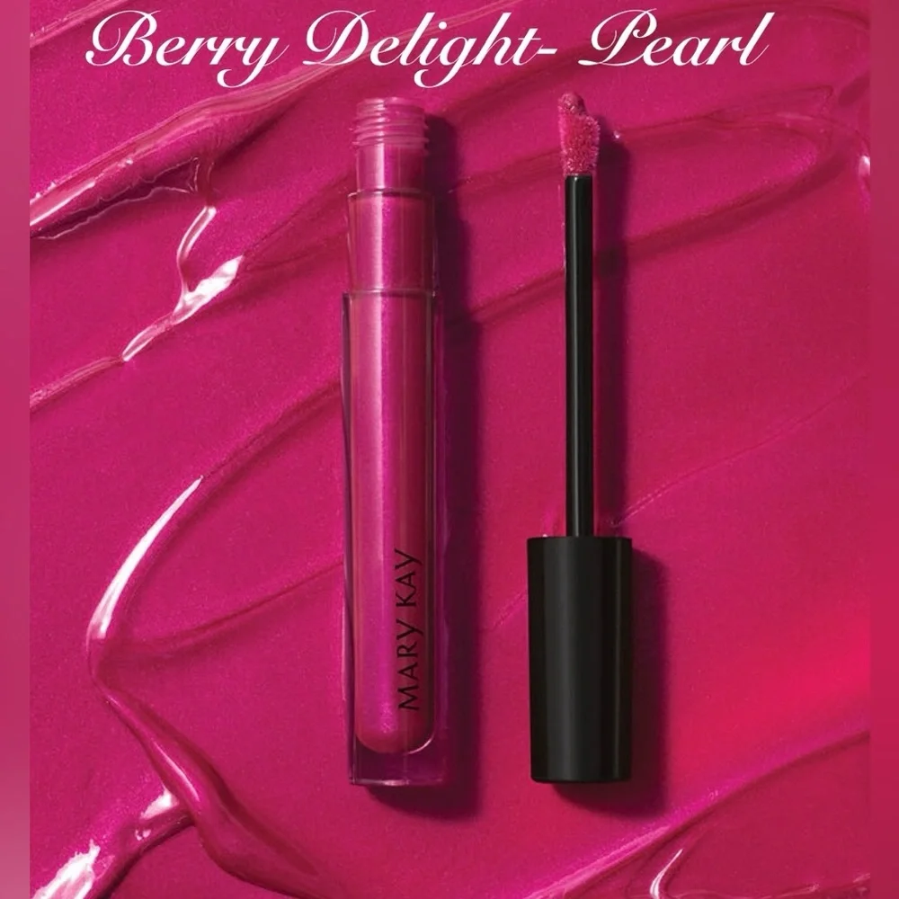 NWT Mary Kay Unlimited Lip Gloss BERRY DELIGHT Pearl Finish Deep Red Pink Purple